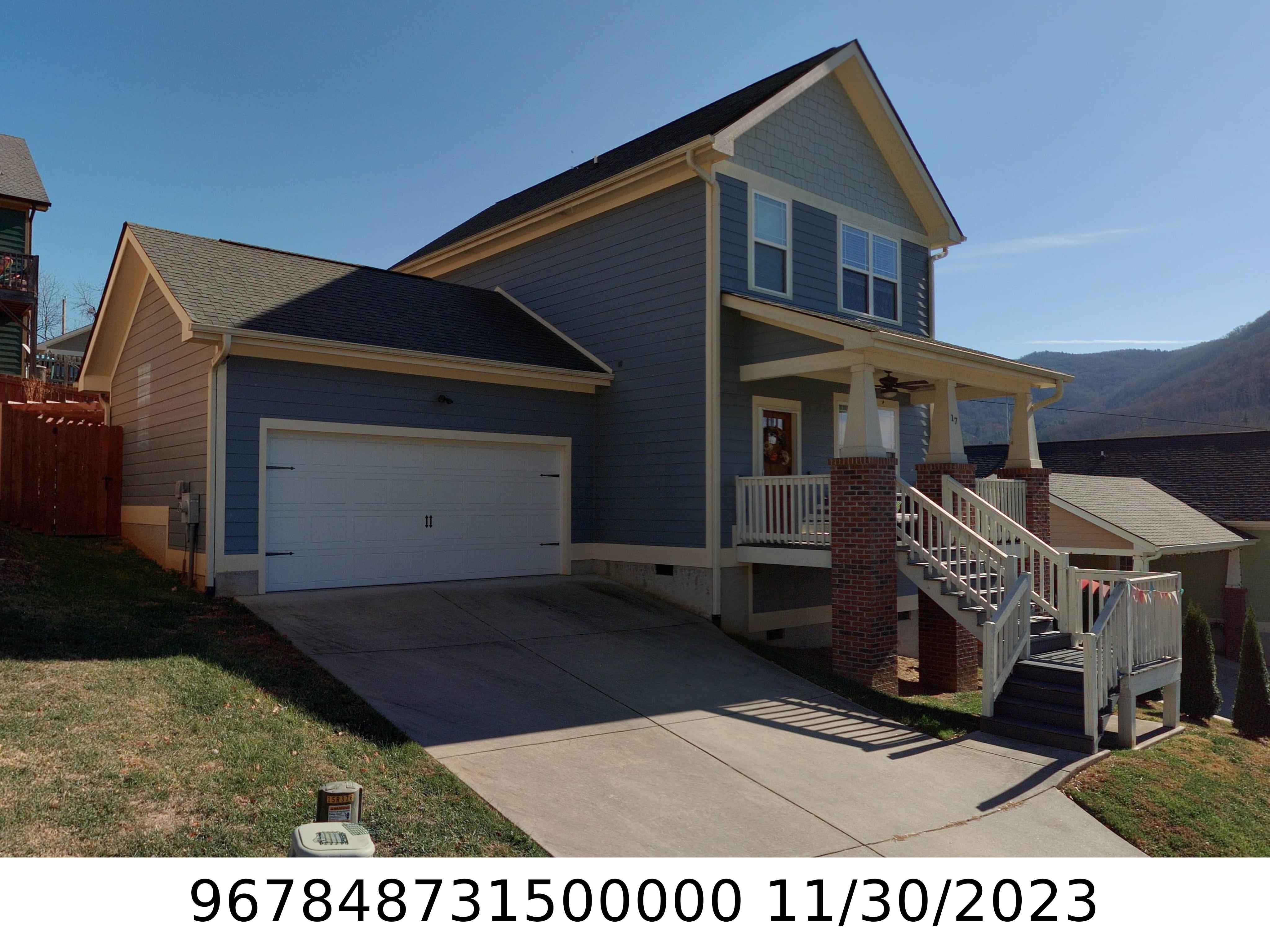 A picture of the property located at 17 TEEMS LN, ASHEVILLE NC 28805.