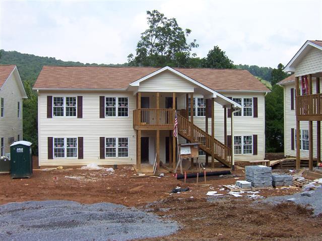 A picture of the property located at 17 DELOVA LN, SWANNANOA NC 28778.