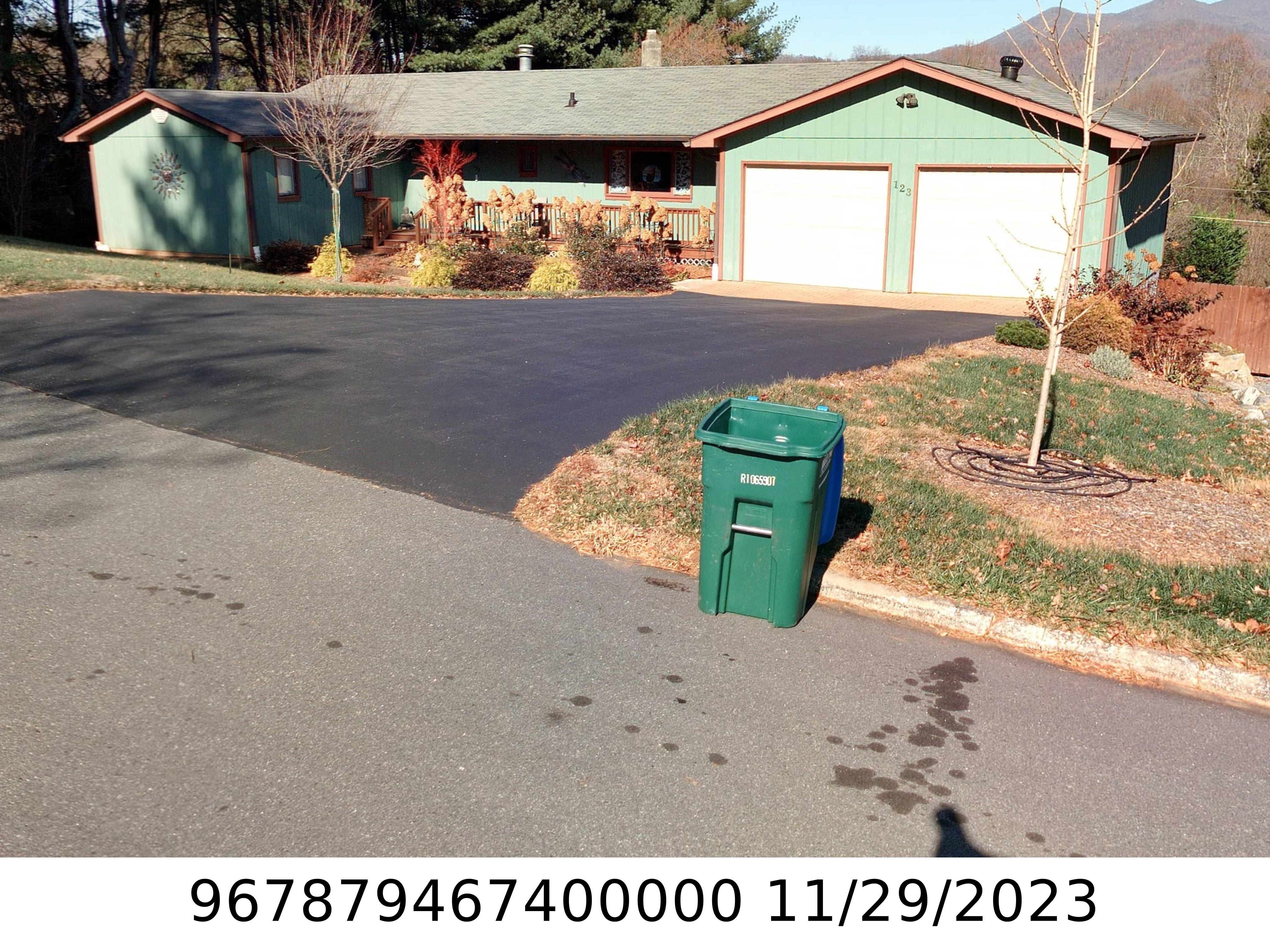 A picture of the property located at 123 COLLEGE CIR, SWANNANOA NC 28778.
