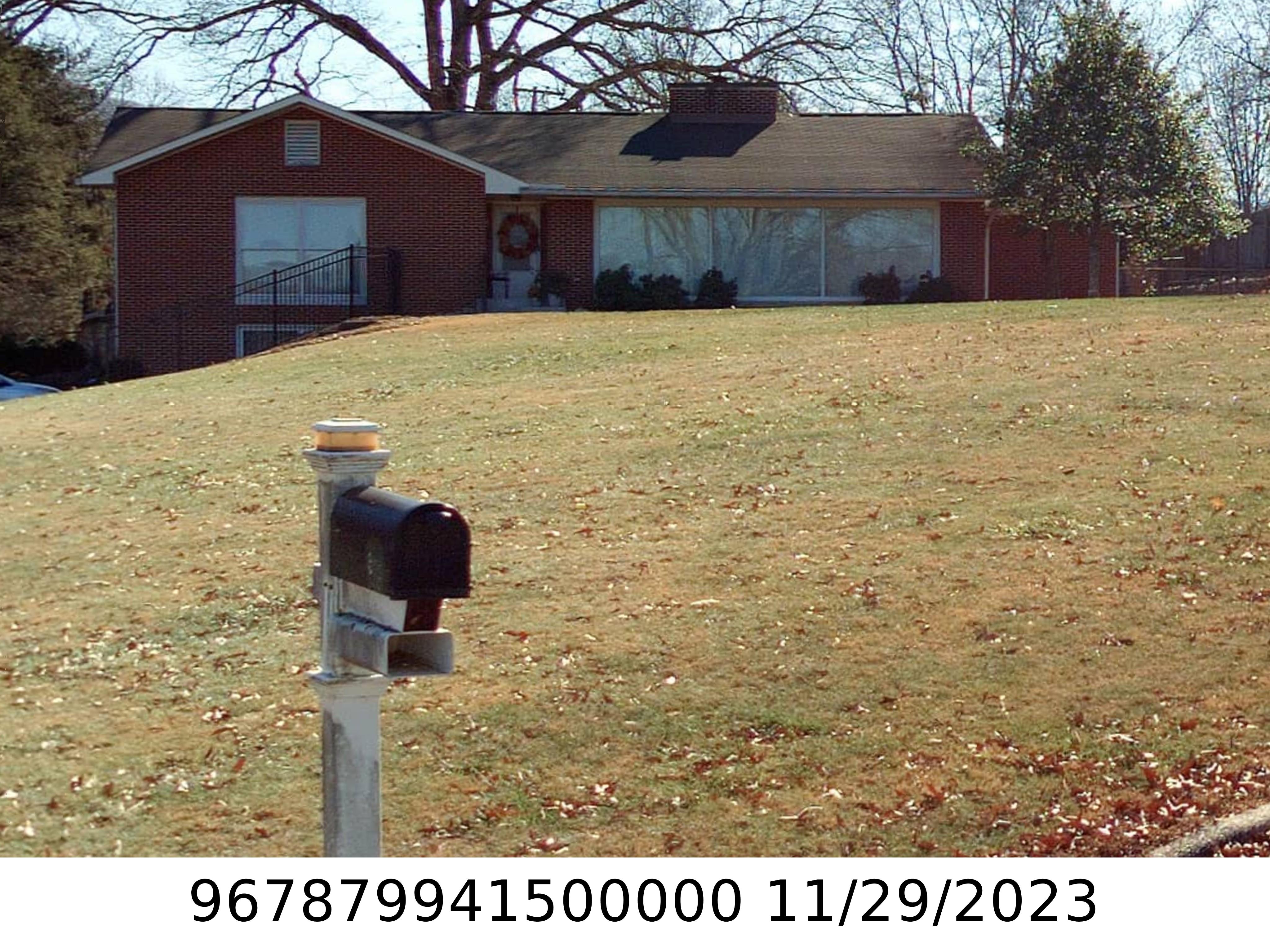 A picture of the property located at 128 COLLEGE CIR, SWANNANOA NC 28778.