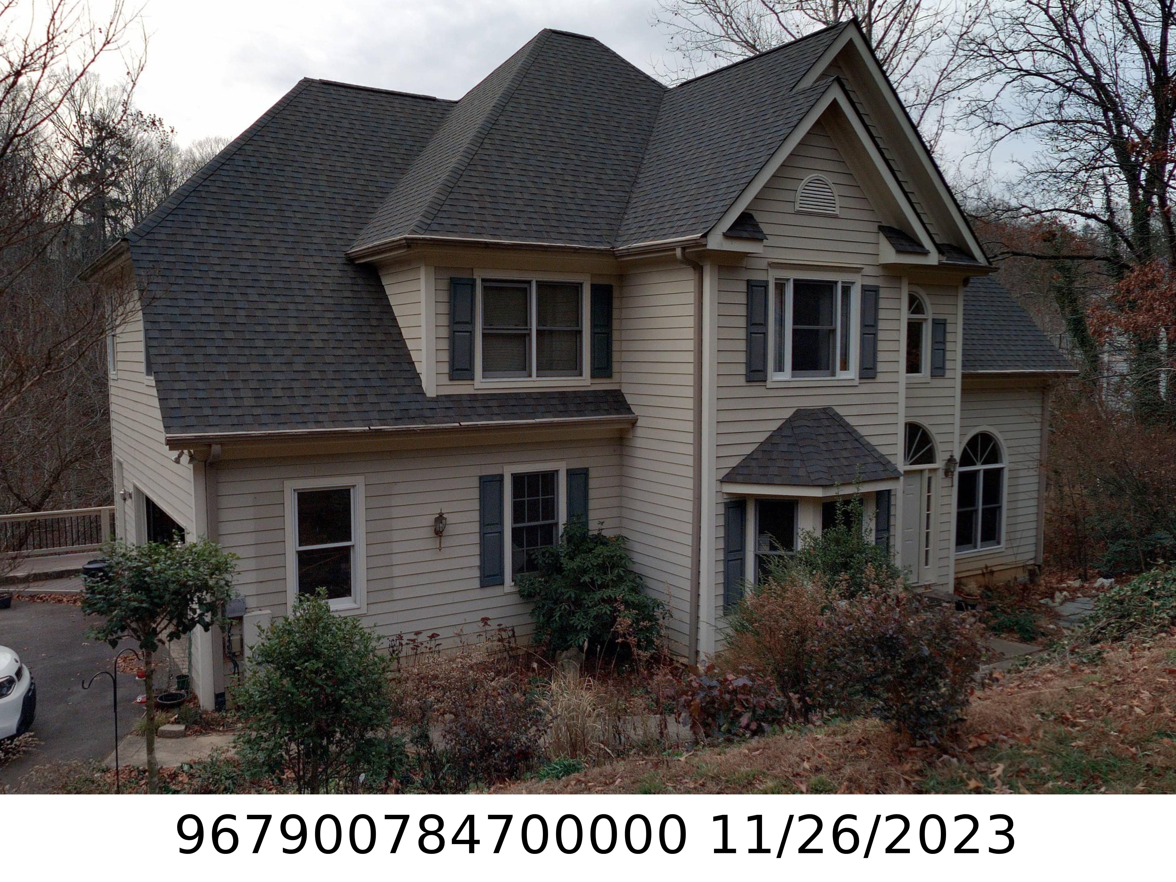 A picture of the property located at 39 EASTMOOR DR, ASHEVILLE NC 28805.