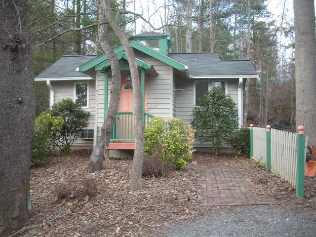 A picture of the property located at 46 NEW CROSS   N # A, ASHEVILLE NC 28805.