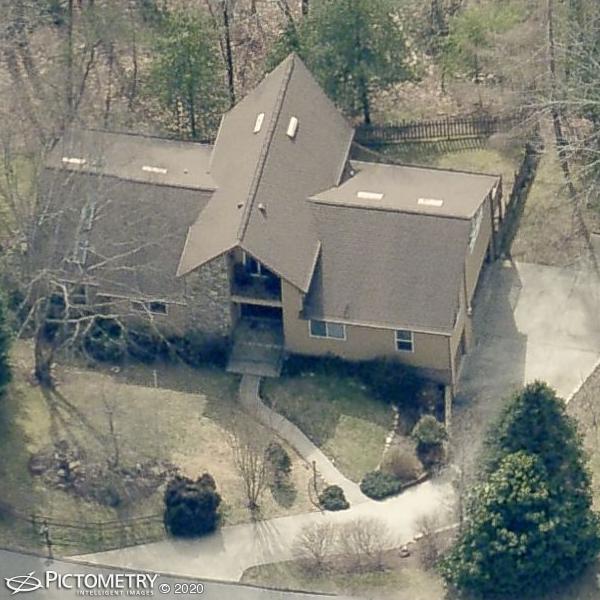 A picture of the property located at 101 WELWYN LN, ASHEVILLE NC 28805.