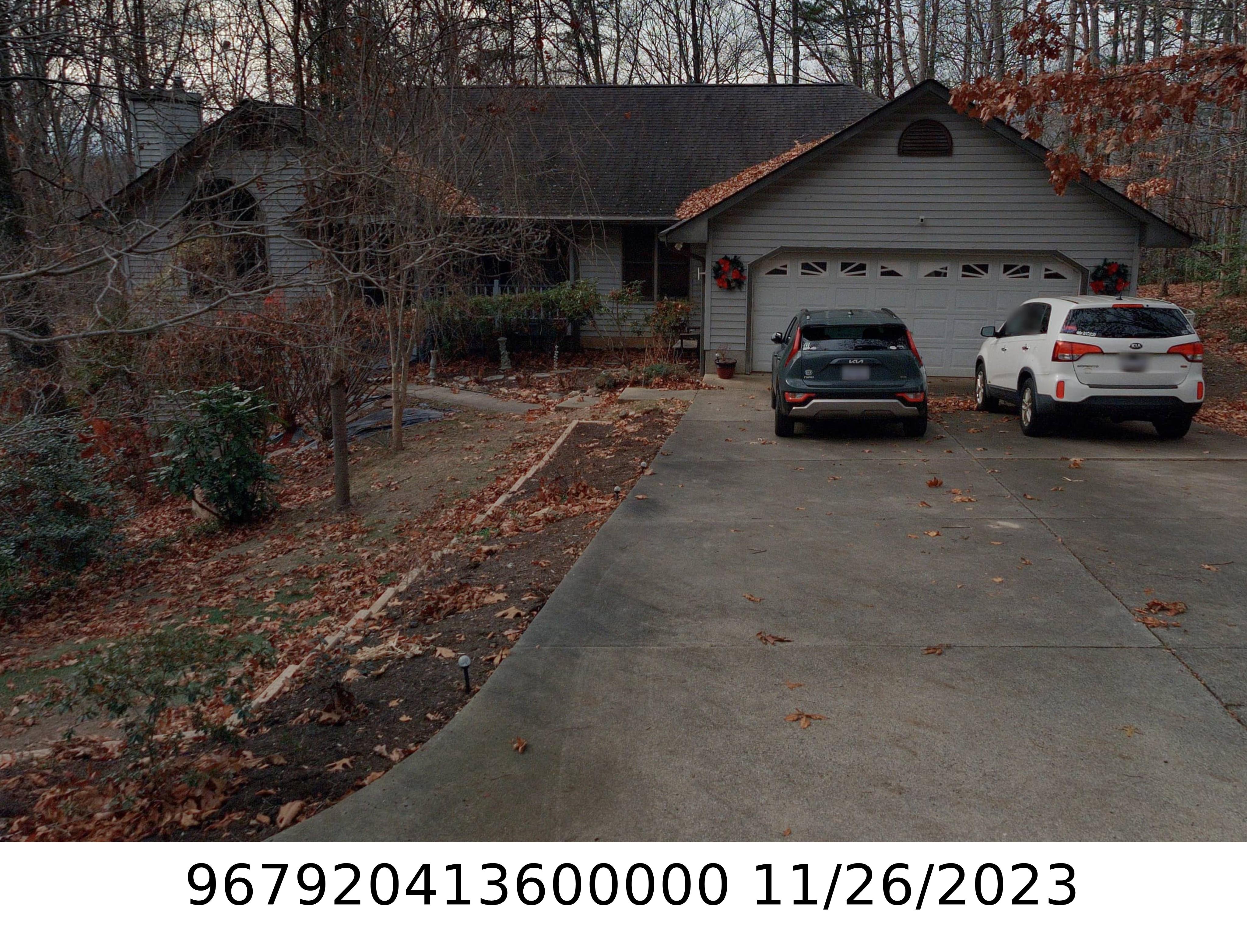 A picture of the property located at 2 GLEN CABLE RD, ASHEVILLE NC 28805.