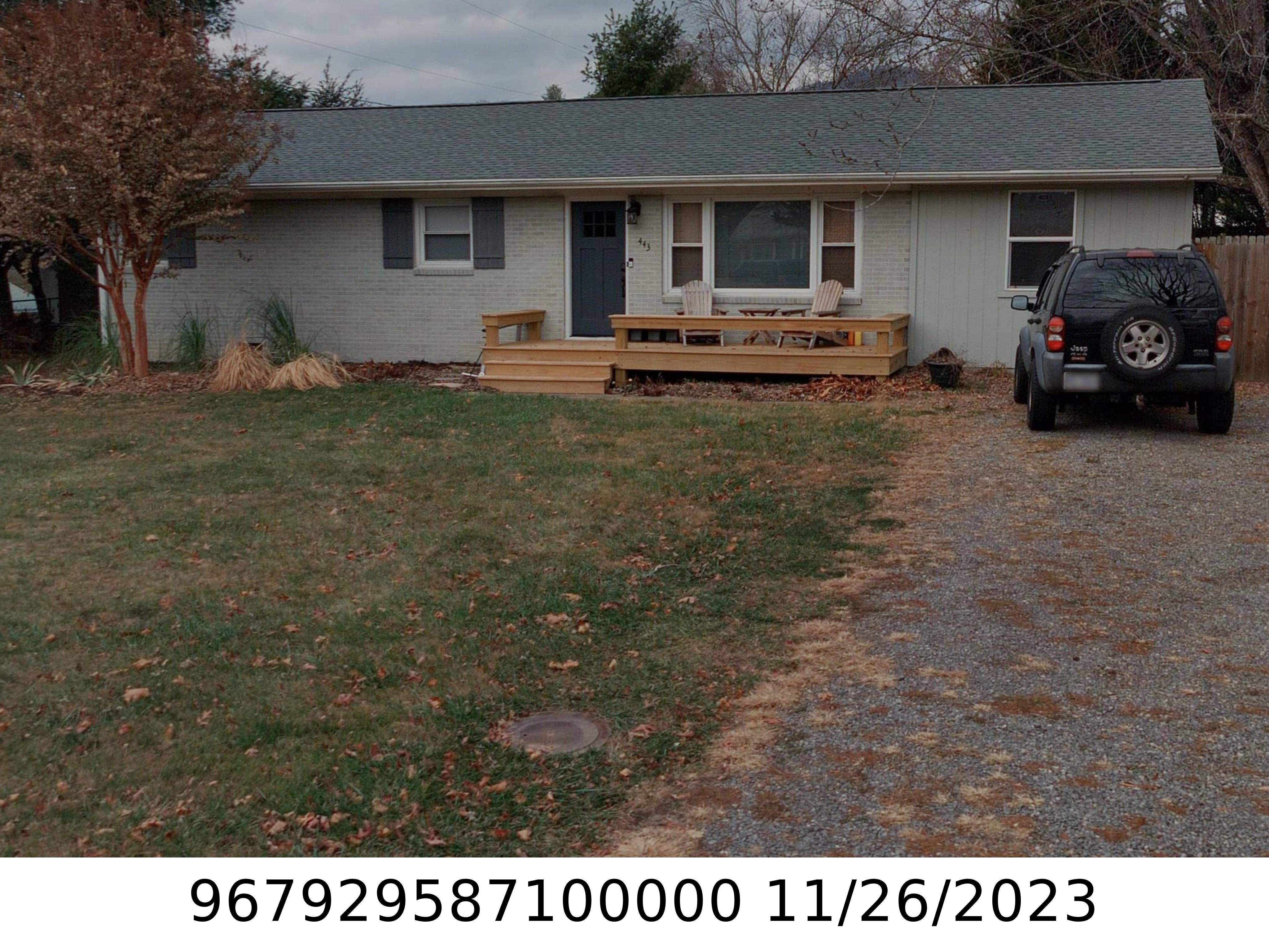 A picture of the property located at 443 DILLINGHAM CIR, ASHEVILLE NC 28805.