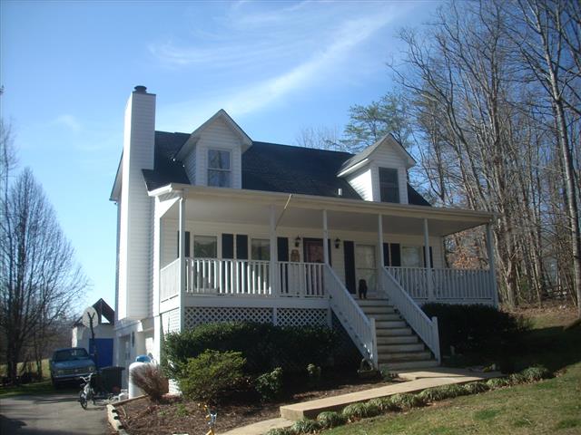 A picture of the property located at 107 BEE SWEET LN, ASHEVILLE NC 28805.
