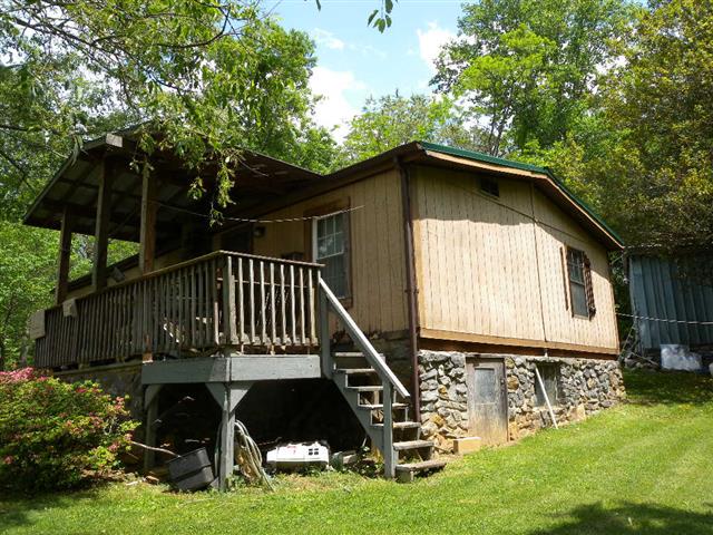 A picture of the property located at 125 DILLINGHAM CIR, ASHEVILLE NC 28805.