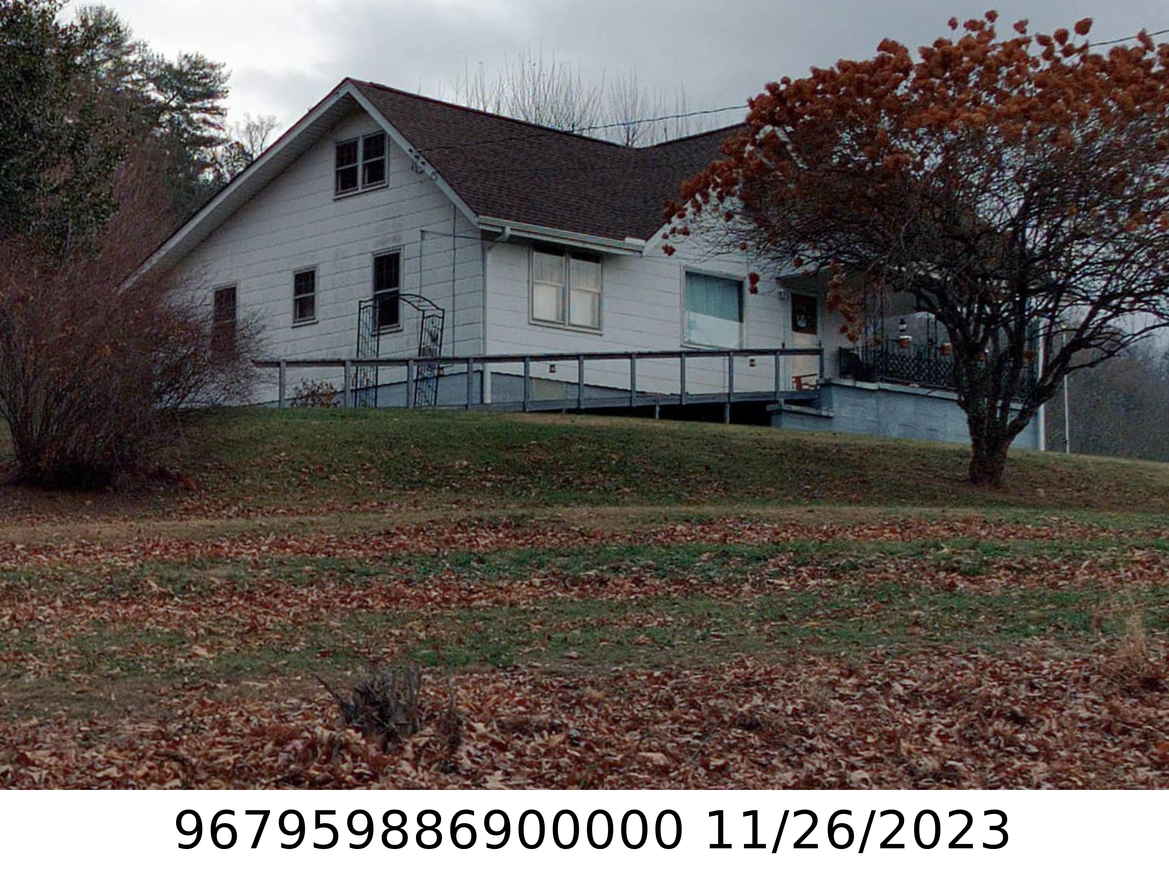 A picture of the property located at 193 DILLINGHAM CIR, ASHEVILLE NC 28805.