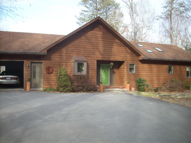 A picture of the property located at 71 MORTON CIR, SWANNANOA NC 28778.
