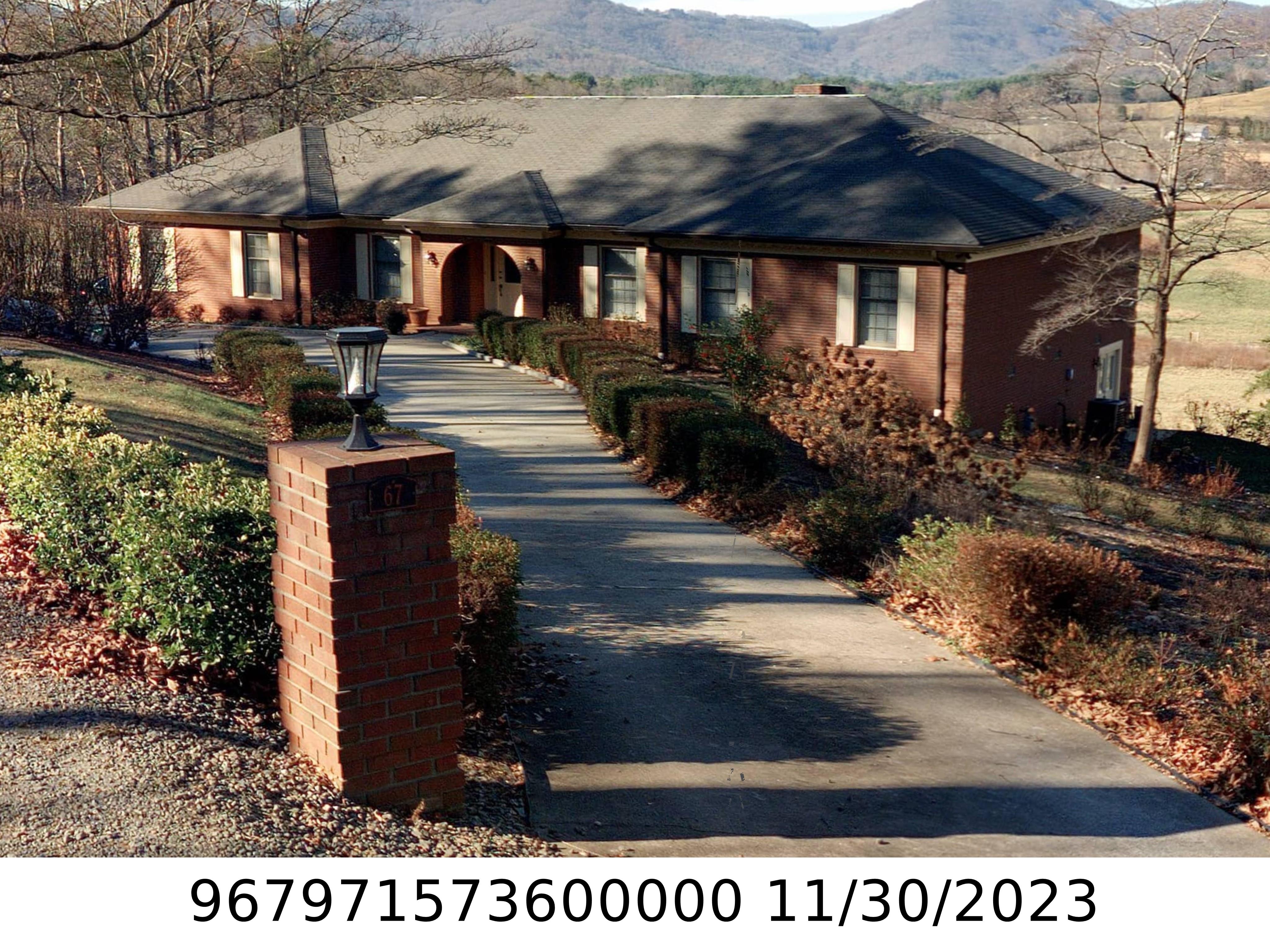 A picture of the property located at 67 MORTON CIR, SWANNANOA NC 28778.