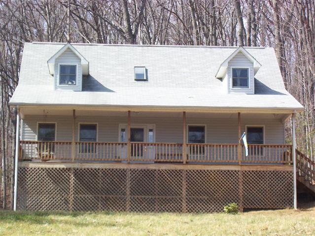 A picture of the property located at 116 NORTH LN, SWANNANOA NC 28778.