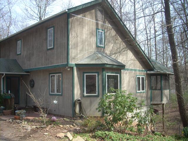 A picture of the property located at 117 NORTH LN, SWANNANOA NC 28778.
