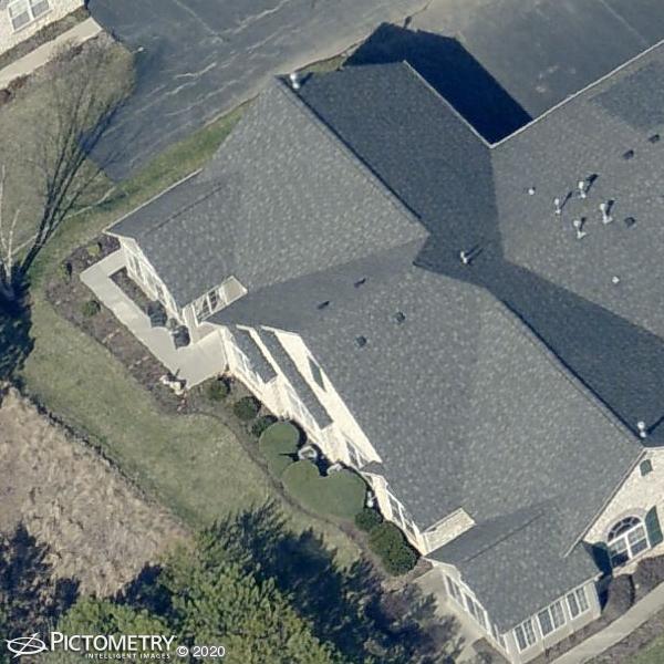 A picture of the property located at 73 OUTLOOK CIR, SWANNANOA NC 28778.