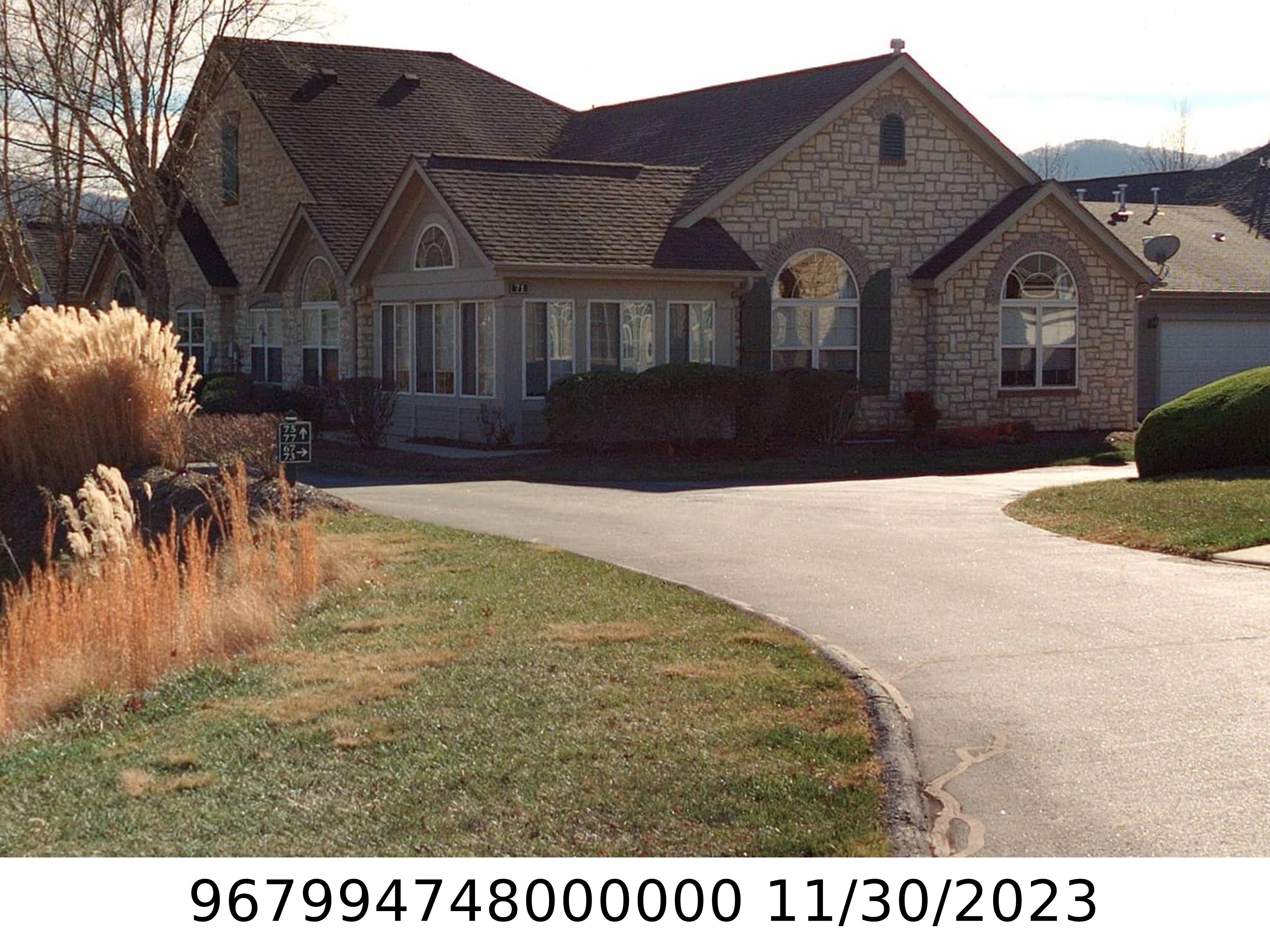 A picture of the property located at 71 OUTLOOK CIR, SWANNANOA NC 28778.