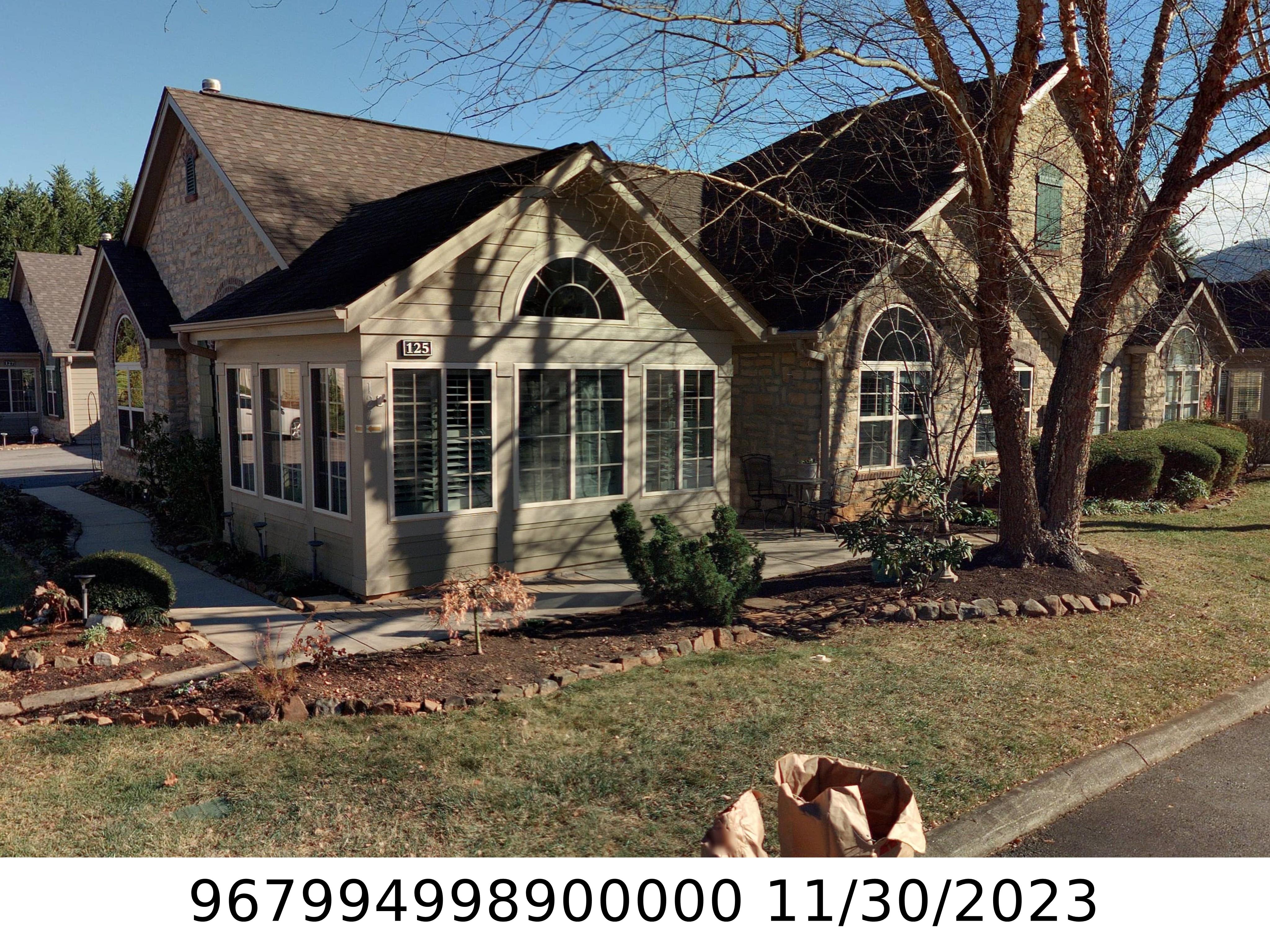 A picture of the property located at 125 OUTLOOK CIR, SWANNANOA NC 28778.