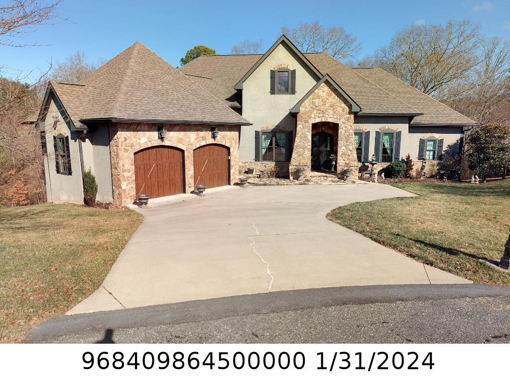 A picture of the property located at 110 S MITCHELL LN, FLETCHER NC 28732.