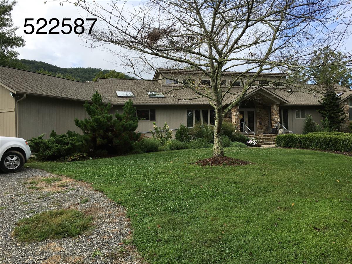 A picture of the property located at 67 RACKING HORSE LN, FLETCHER NC 28732.