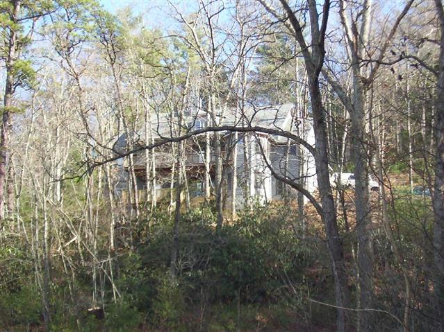 A picture of the property located at 5 SADDLE RDG, FLETCHER NC 28732.