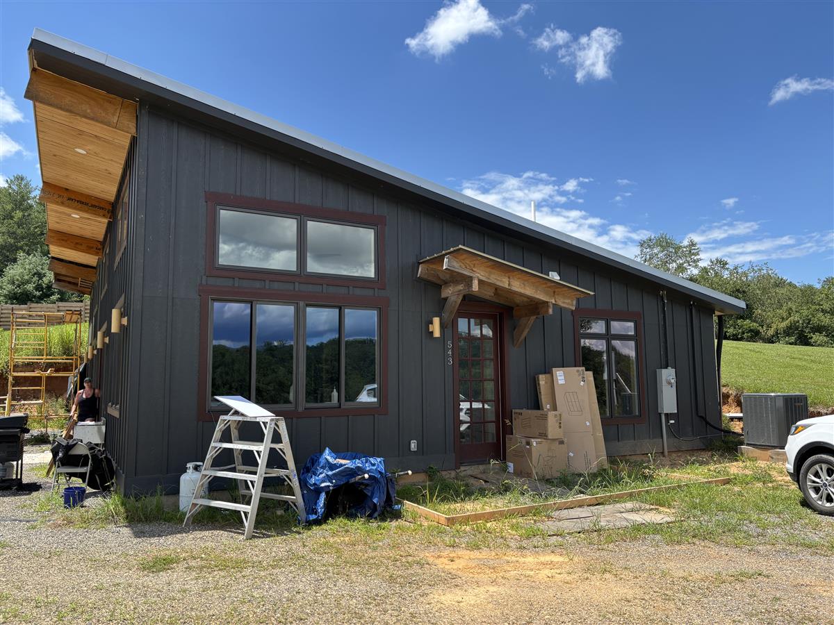 A picture of the property located at 543 BRUSH CREEK RD.