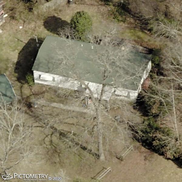 A picture of the property located at 185 BETHANY CHURCH RD, FAIRVIEW NC 28730.