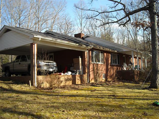 A picture of the property located at 45 MAPLE LN, FAIRVIEW NC 28730.