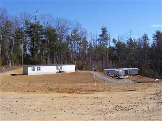 A picture of the property located at 7 HAWKINS VIEW DR, FAIRVIEW NC 28730.
