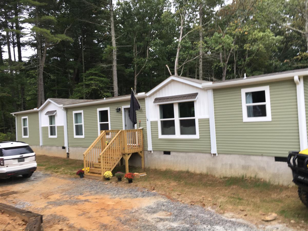 A picture of the property located at 1069 SHARON RIDGE RD, FAIRVIEW NC 28730.
