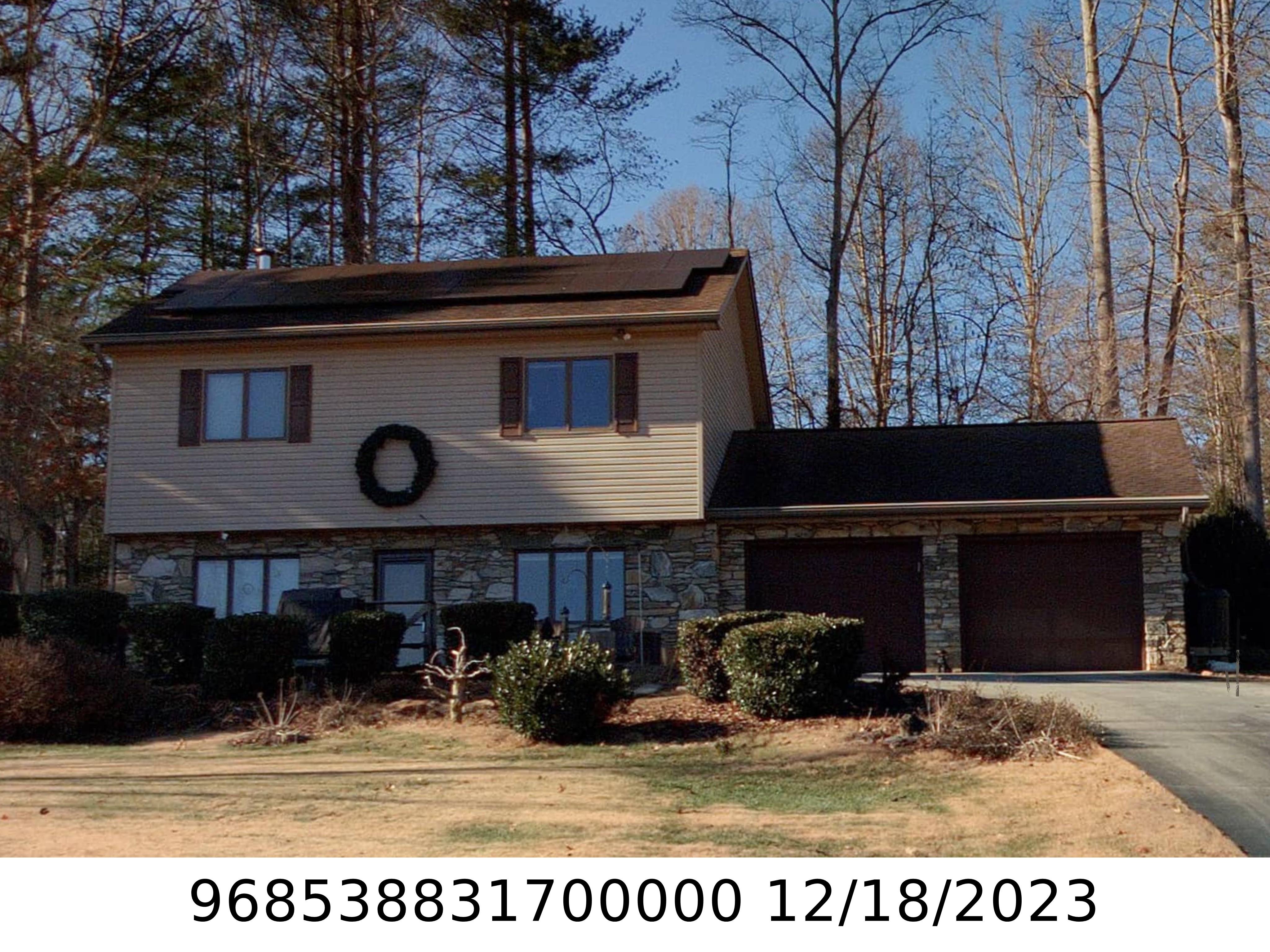 A picture of the property located at 23 CANE CREEK CIR, FAIRVIEW NC 28730.