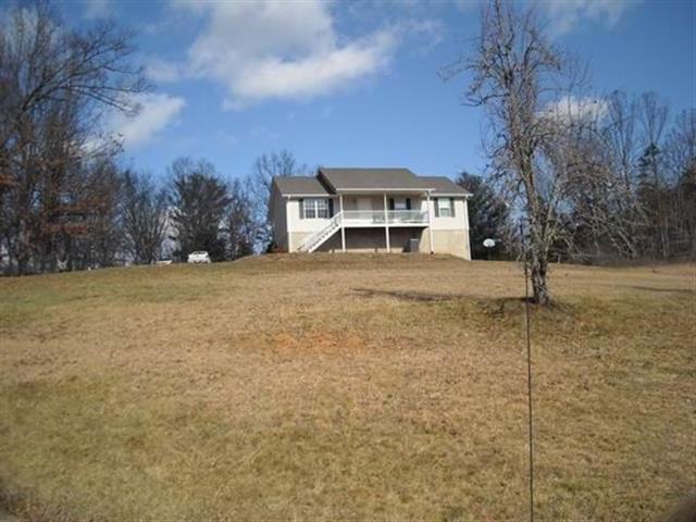 A picture of the property located at 1 GIFTON LN, FAIRVIEW NC 28730.