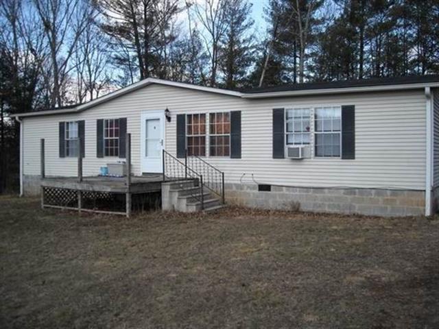 A picture of the property located at 9 GIFTON LN, FAIRVIEW NC 28730.