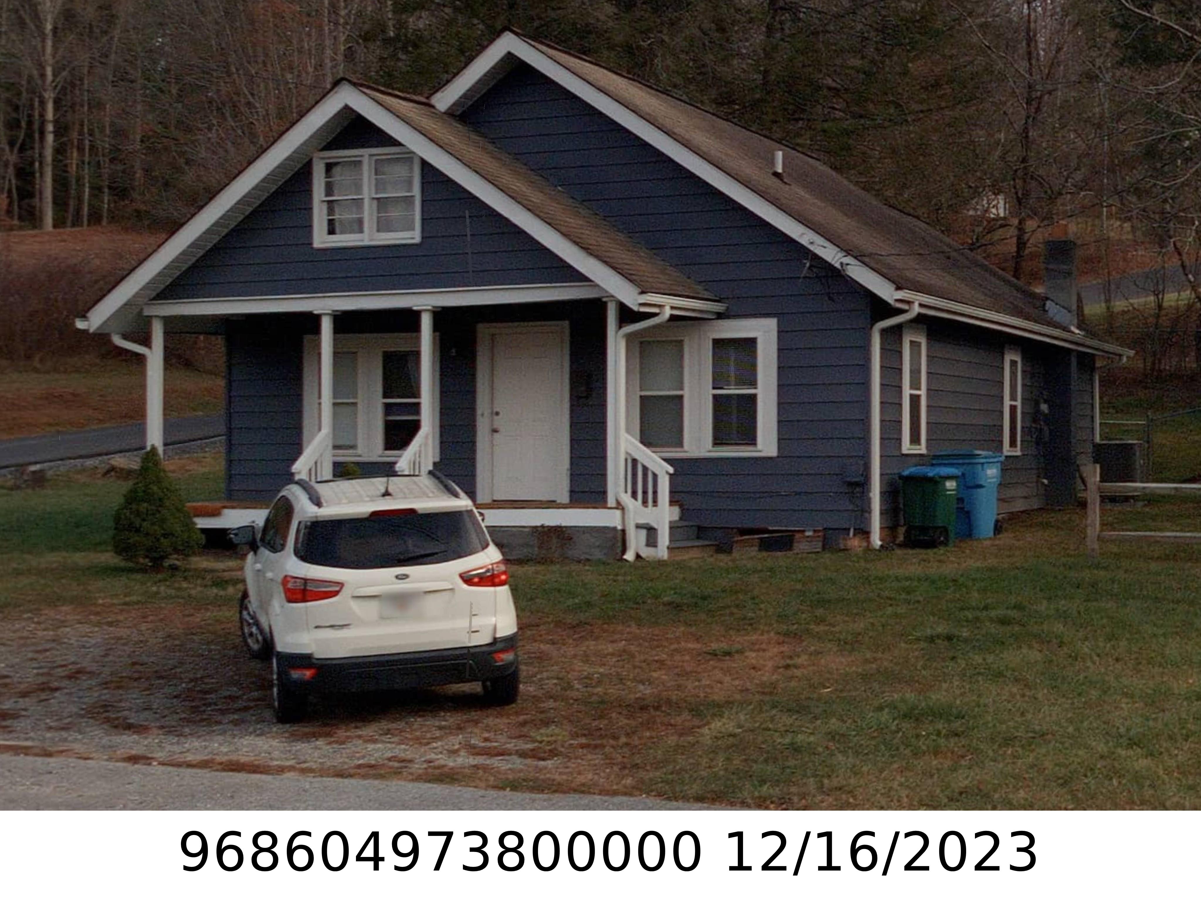 A picture of the property located at 1142 CHARLOTTE HWY, FAIRVIEW NC 28730.