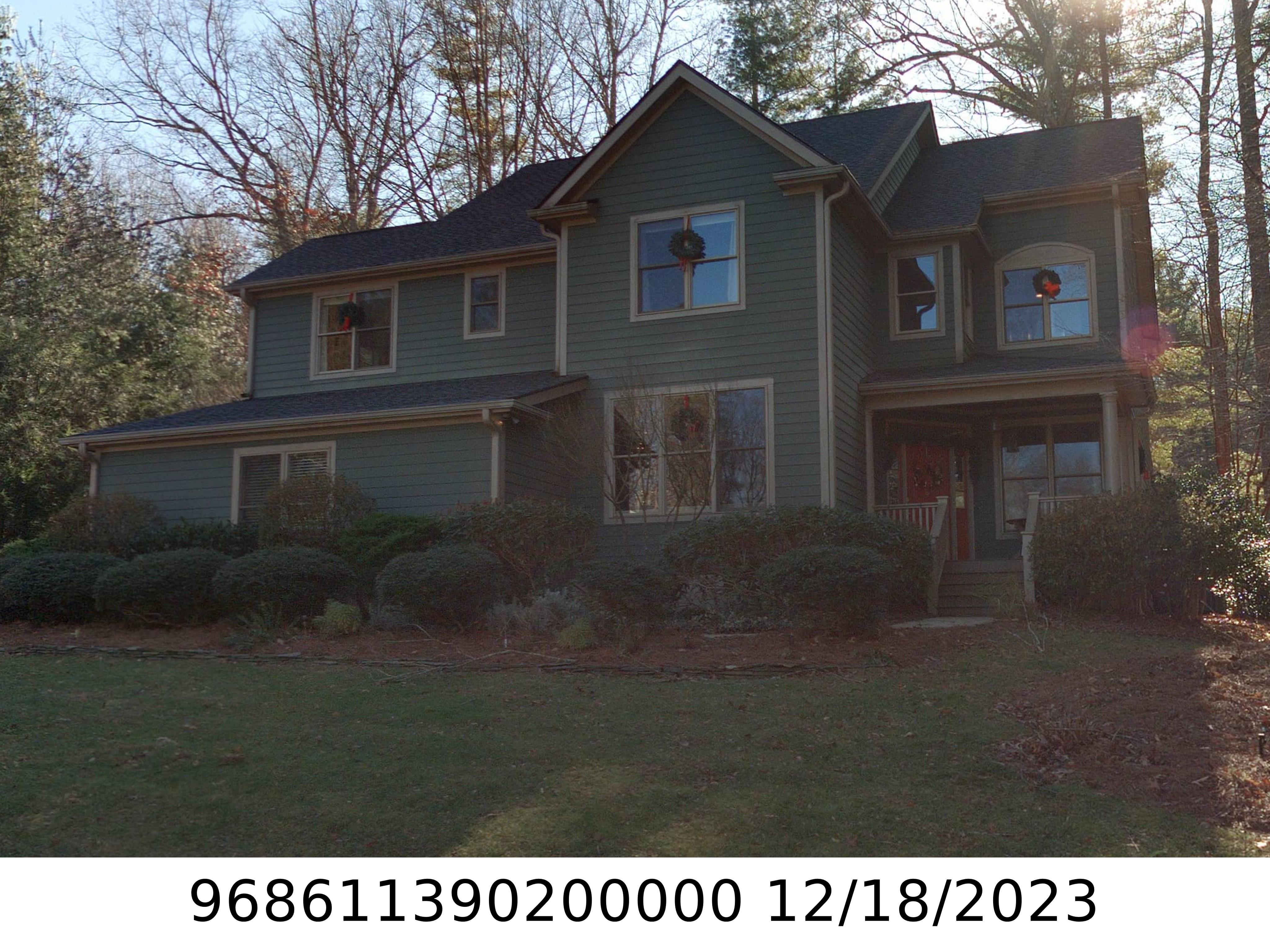 A picture of the property located at 25 MADELYN LN, FAIRVIEW NC 28730.