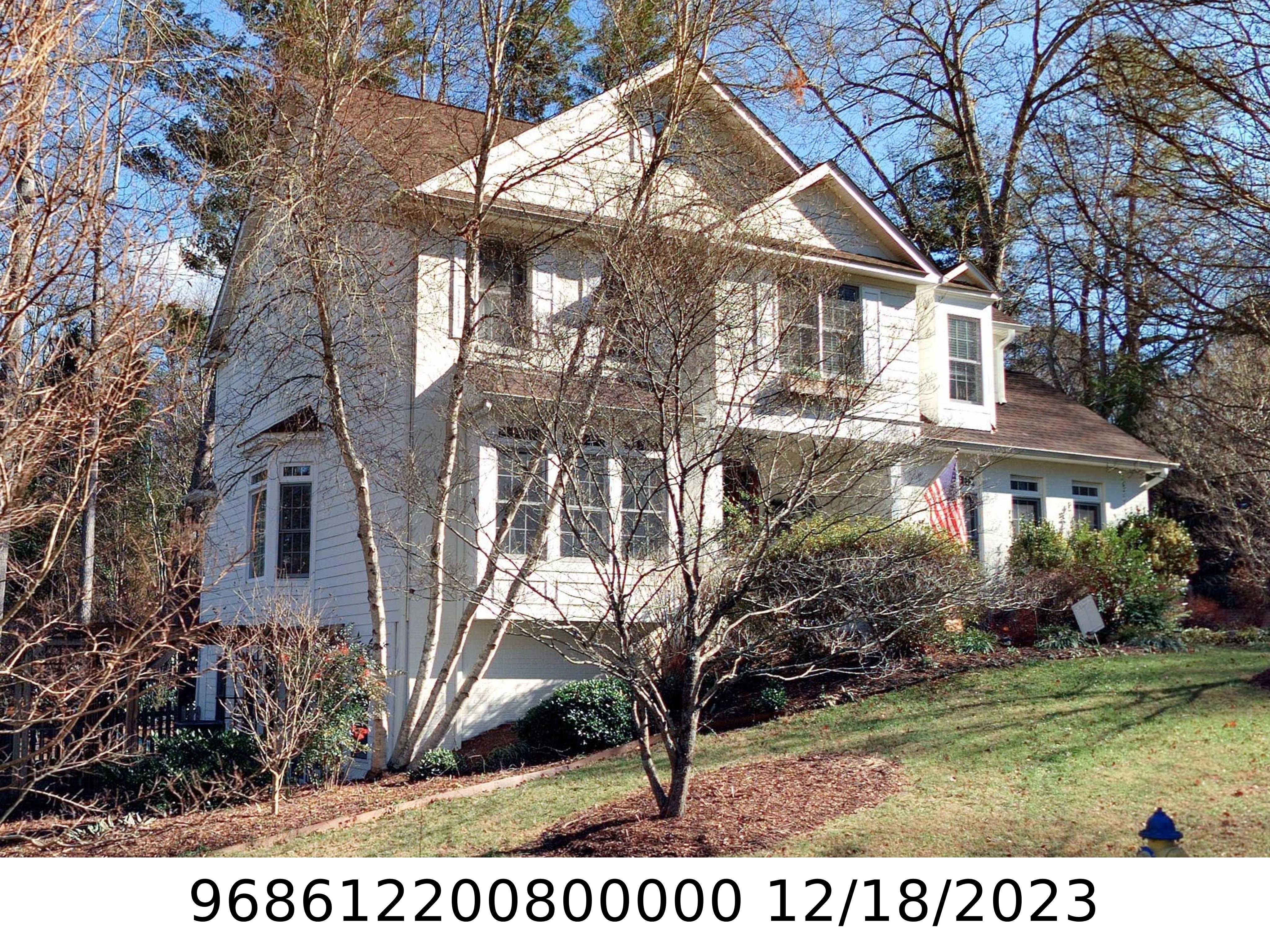 A picture of the property located at 14 MADELYN LN, FAIRVIEW NC 28730.