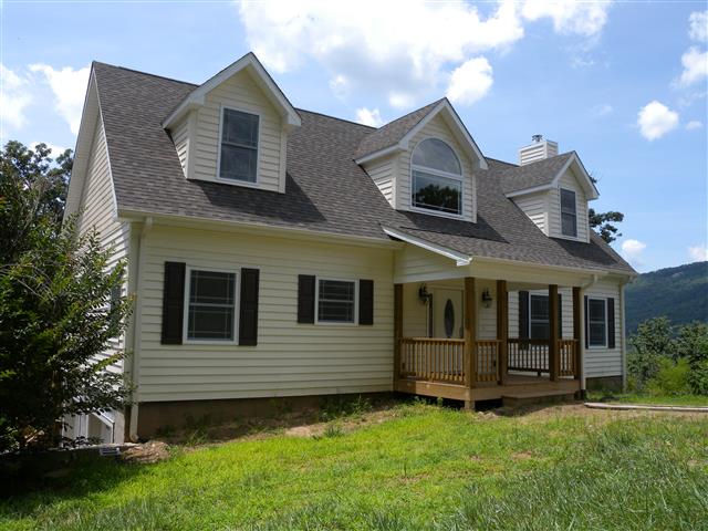 A picture of the property located at 3 CITATION LN, FAIRVIEW NC 28730.