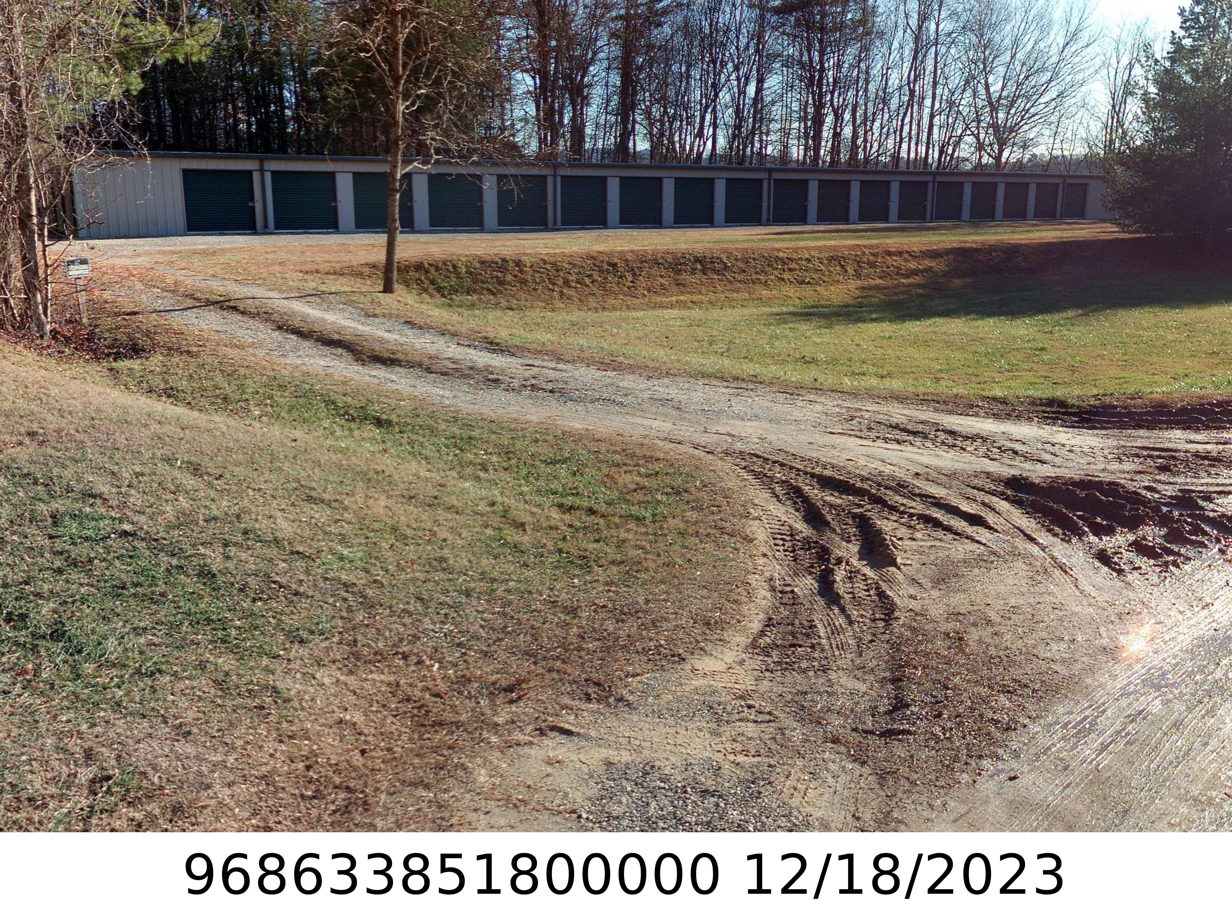 A picture of the property located at 3 ANGEL HART LN, FAIRVIEW NC 28730.