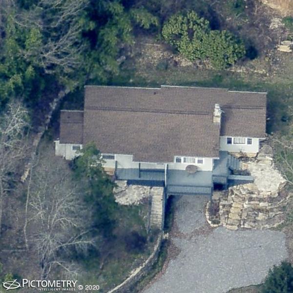 A picture of the property located at 39 MCGEE CIR, FAIRVIEW NC 28730.