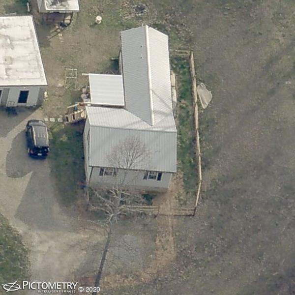 A picture of the property located at 43 THELMA LN, FAIRVIEW NC 28730.