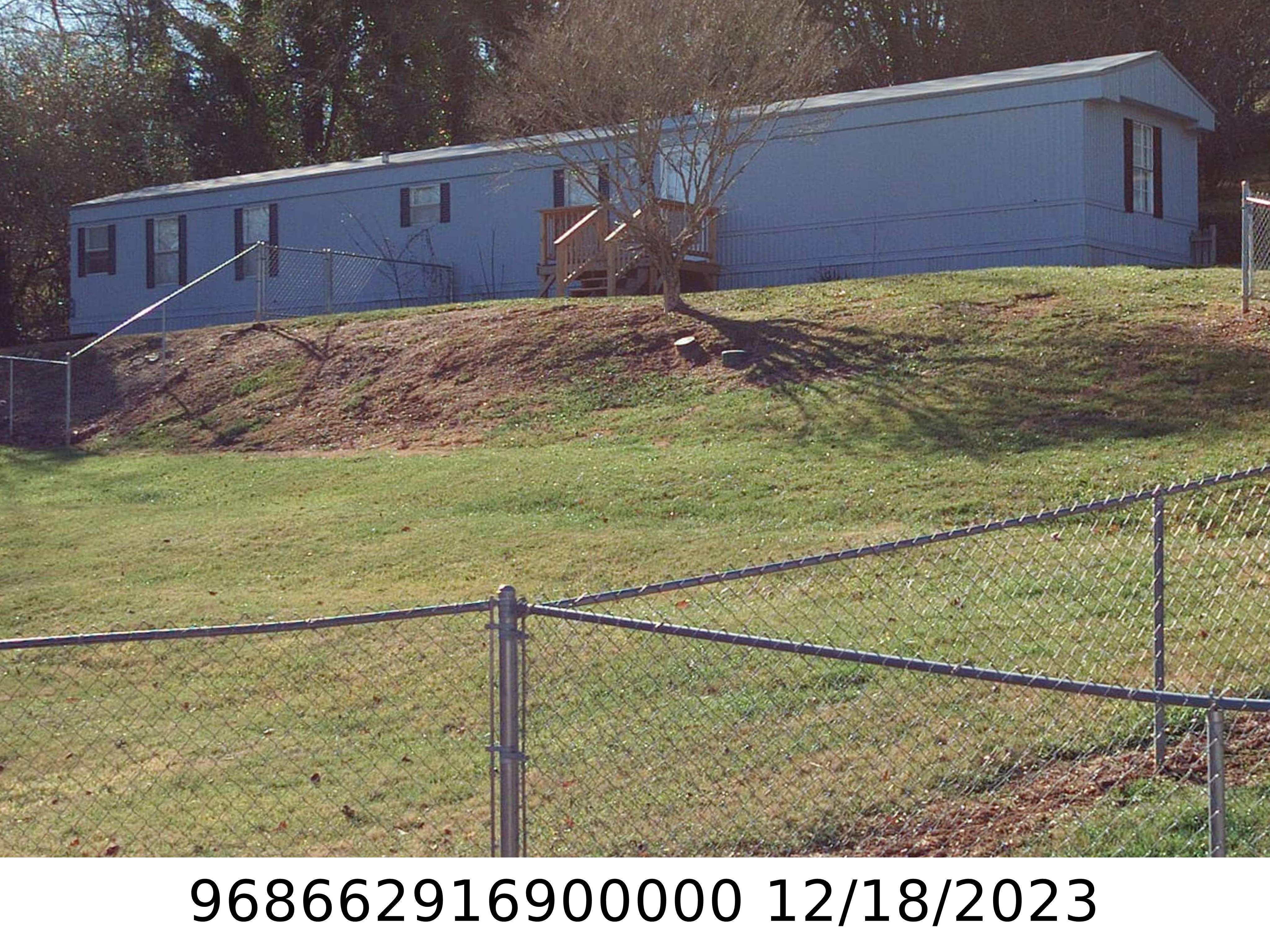 A picture of the property located at 9 THELMA LN, FAIRVIEW NC 28730.