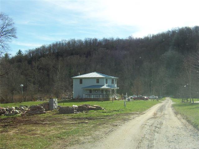 A picture of the property located at 539 OLD FORT RD, FAIRVIEW NC 28730.