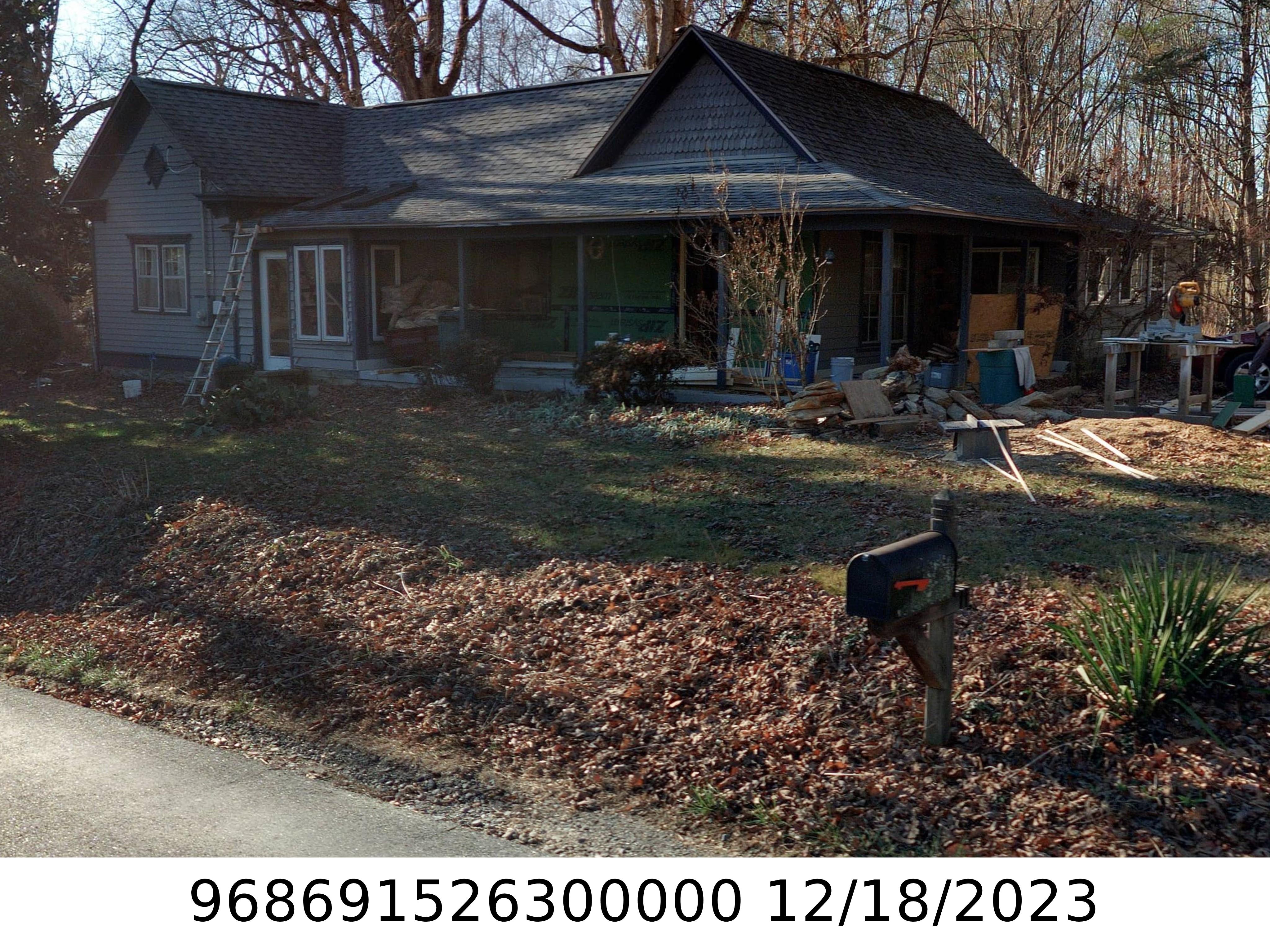 A picture of the property located at 52 CHURCH RD, FAIRVIEW NC 28730.