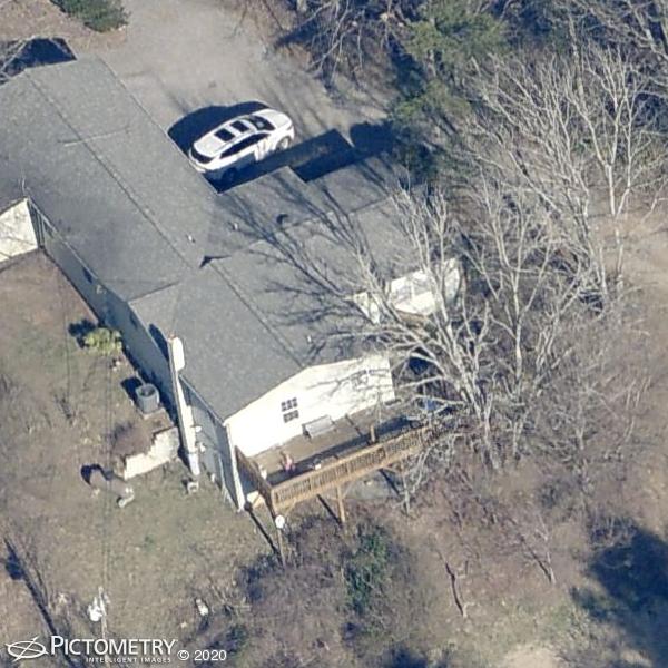 A picture of the property located at 31 WOODCREST DR, FAIRVIEW NC 28730.