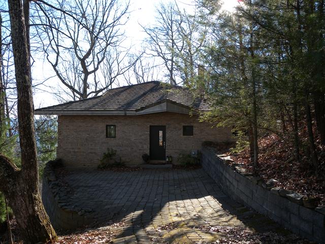 A picture of the property located at 212 CHESTNUT FOREST RD, FAIRVIEW NC 28730.