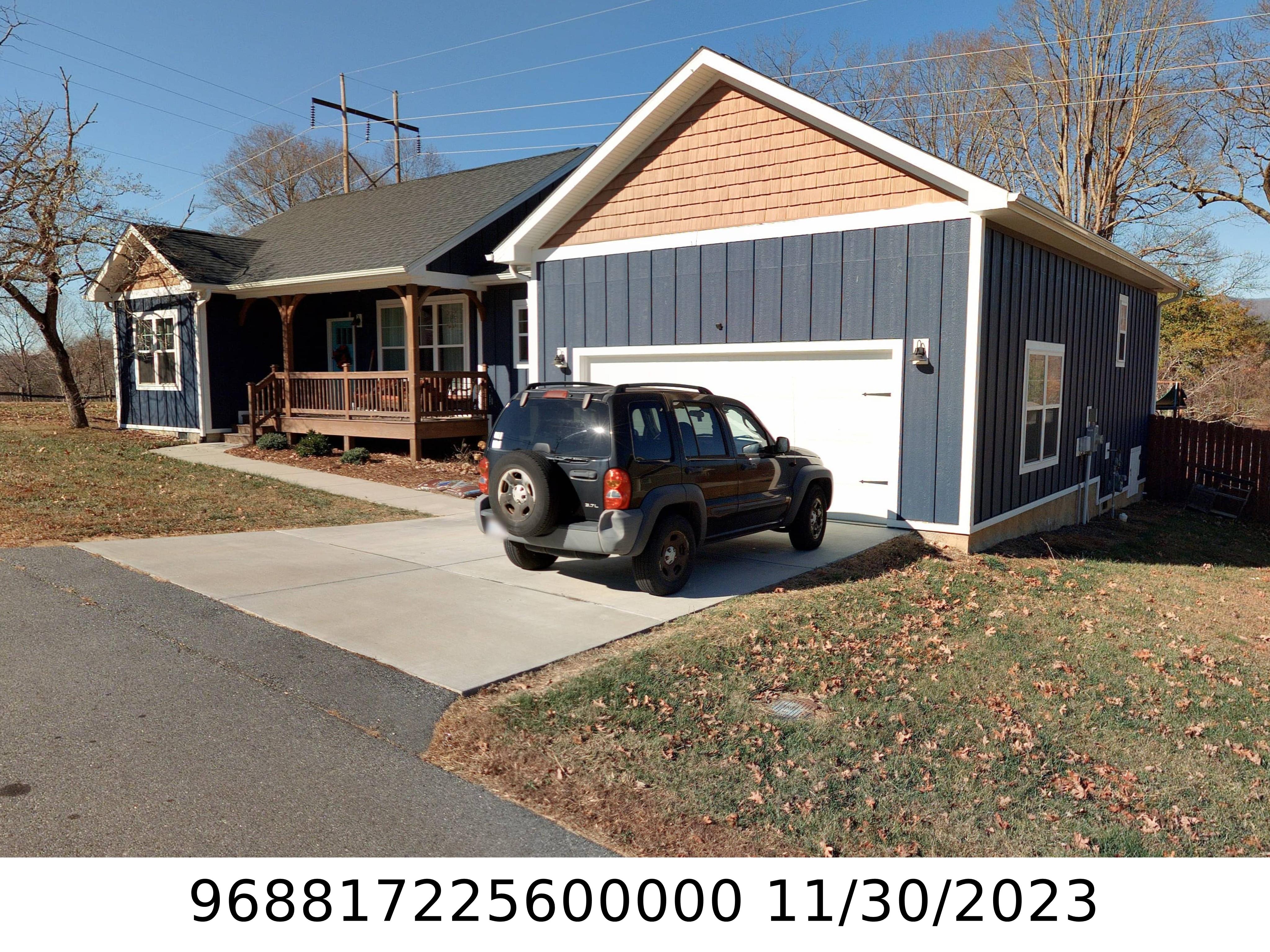A picture of the property located at 4 VEDDER WAY, SWANNANOA NC 28778.