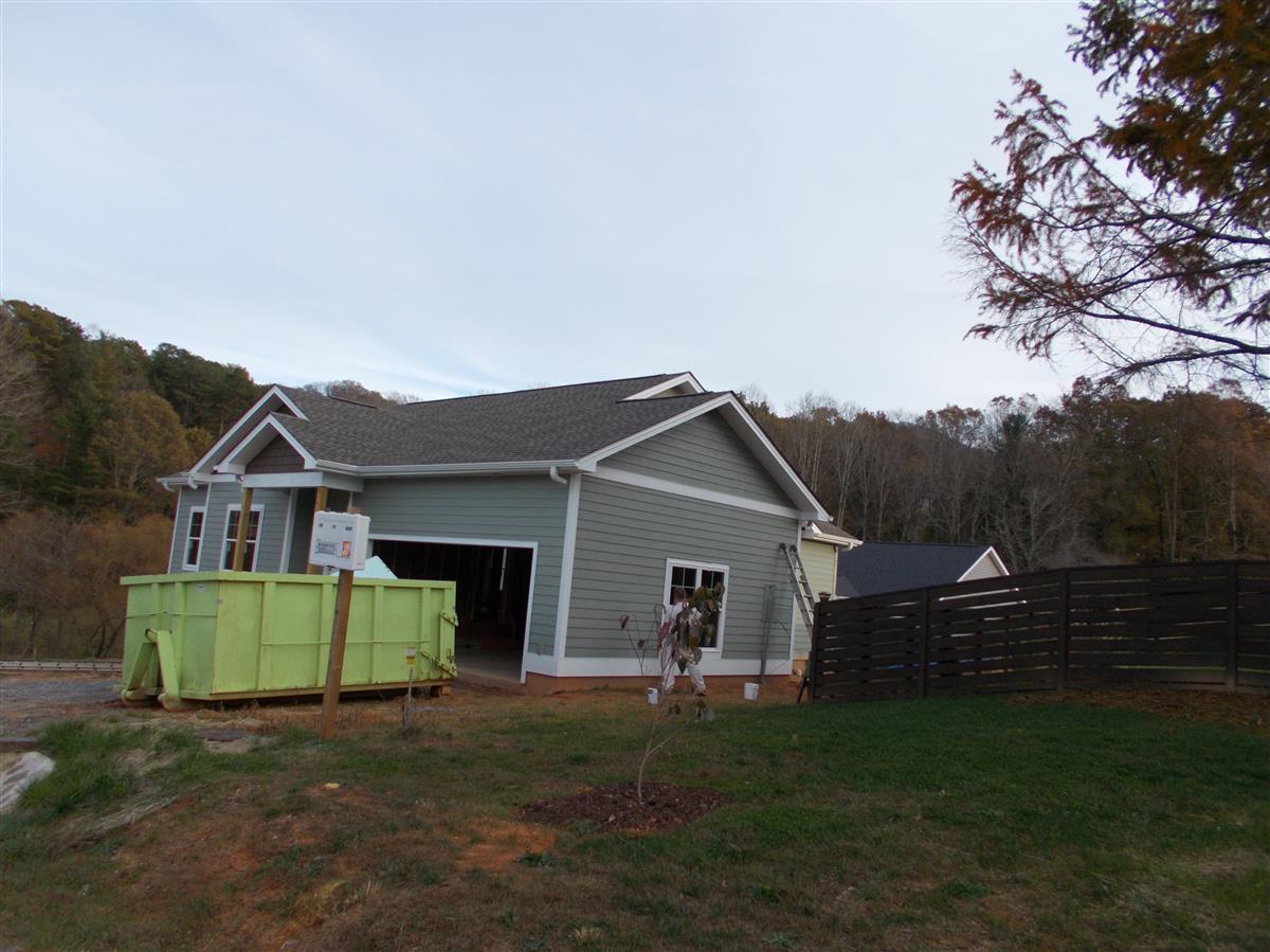 A picture of the property located at 9 VEDDER WAY UNINCORPORATED.