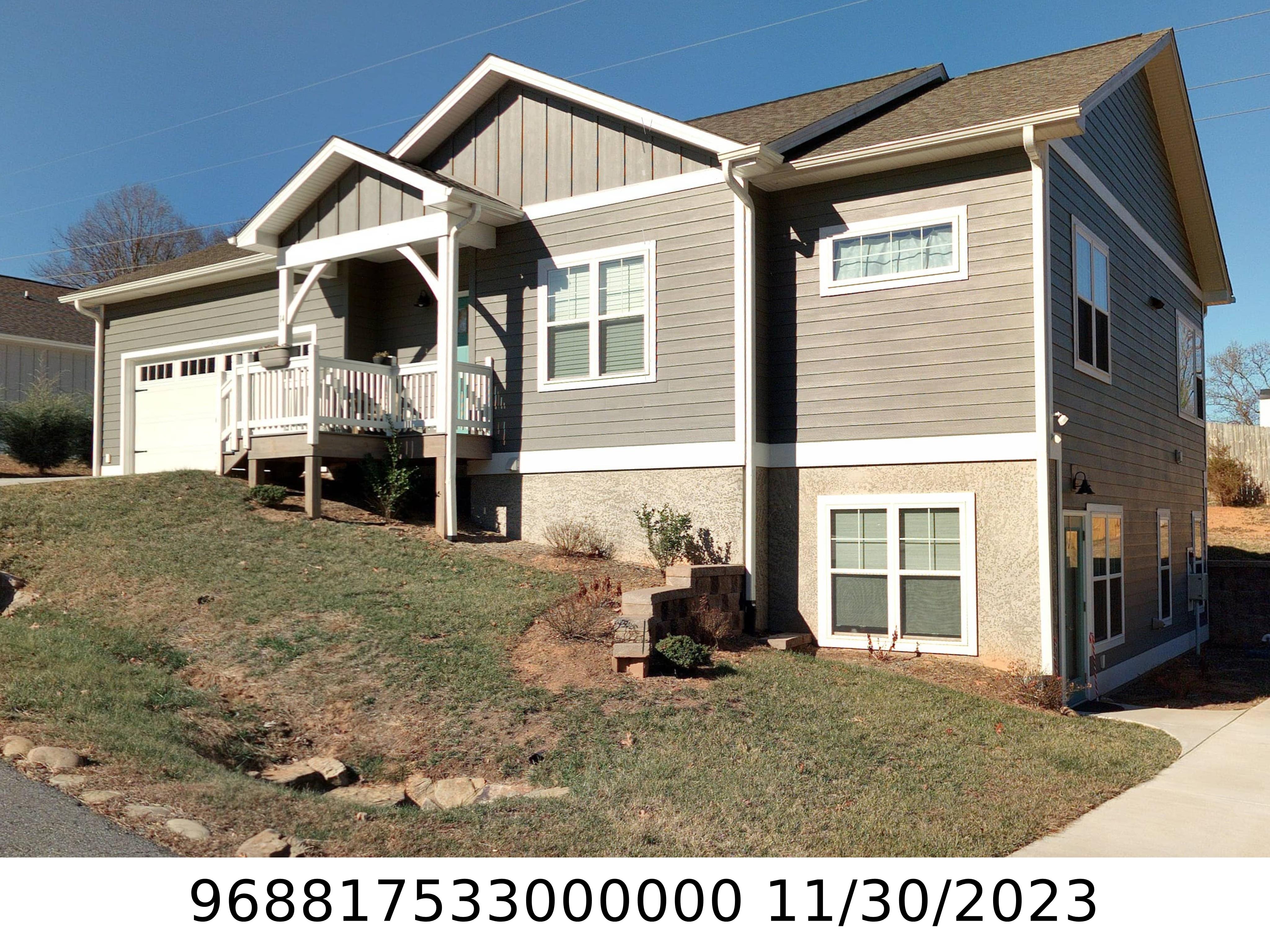 A picture of the property located at 14 VEDDER WAY, SWANNANOA NC 28778.