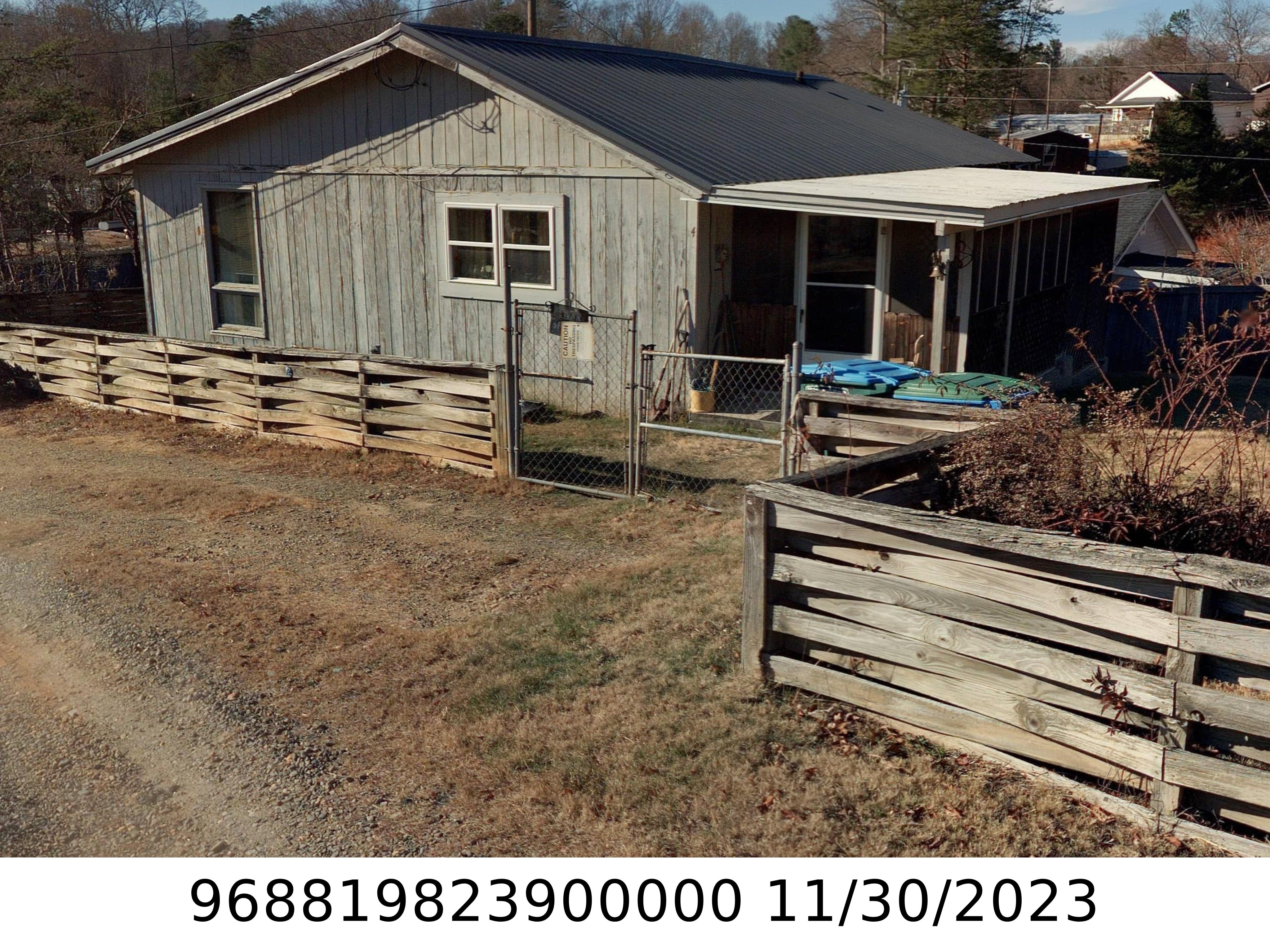 A picture of the property located at 4 MALACHI LN, SWANNANOA NC 28778.
