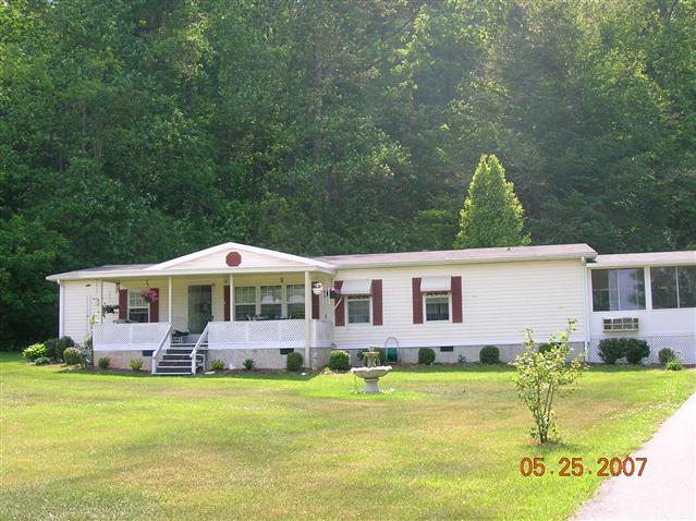 A picture of the property located at 15 BYAS LN, SWANNANOA NC 28778.