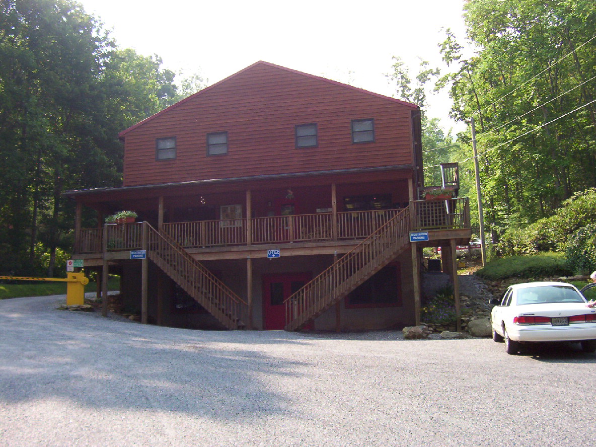 A picture of the property located at 15 UPHILL RD, SWANNANOA NC 28778.