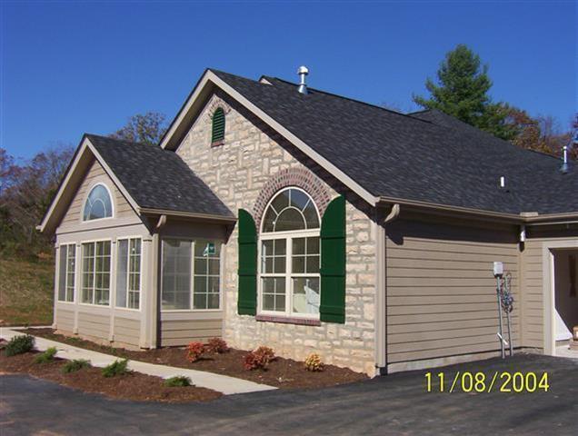 A picture of the property located at 137 OUTLOOK CIR, SWANNANOA NC 28778.