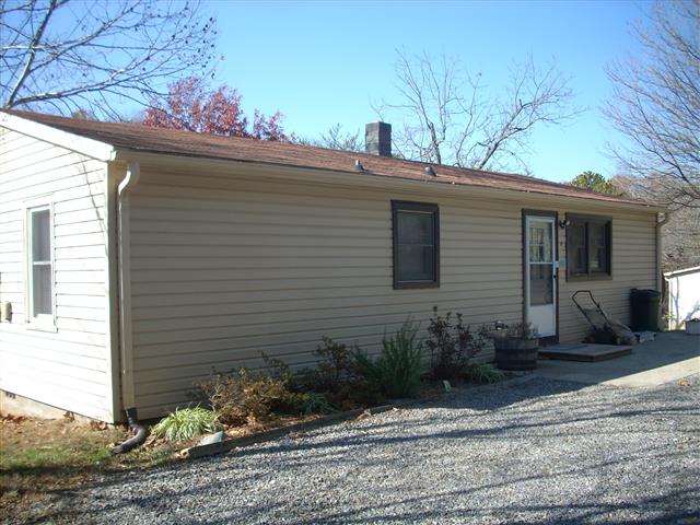 A picture of the property located at 14 JOHN HAZEL DR, SWANNANOA NC 28778.